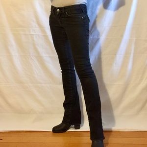 True Religion black hi-rise boot jean (made in US) ❤️ 10/11 end